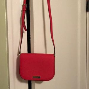 Kate Spade Newbery Lane crossbody in Geranium
